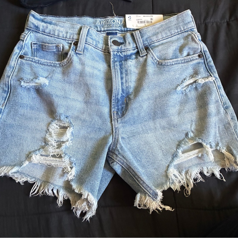 Arizona Jean Company Women's Light Blue Ripped Denim Shorts
